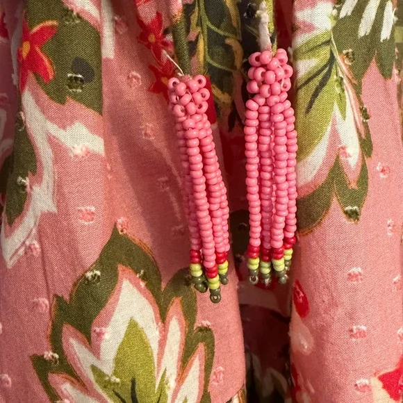 FARM Rio Aura Peasant Dress. Pink floral size medium. Size Medium